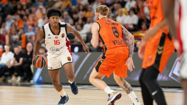 Nije-Karlik-DZons-Miljenik-grobara-osvojio-nagradu-za-MVP-a-sedmog.jpg Nije Karlik DZons Miljenik grobara osvojio nagradu za MVP a sedmog.jpg