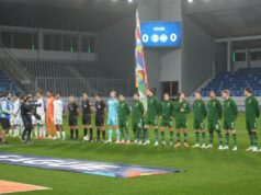 HAOS U SVLAČIONICI U SRBIJI, UEFA POKRENULA ISTRAGU: Fudbaler navodno pljunuo trenera HAOS U SVLACIONICI U SRBIJI UEFA POKRENULA ISTRAGU Fudbaler navodno.jpg