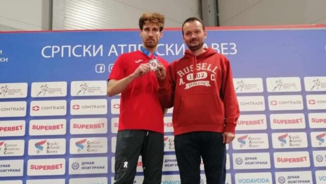 Mobilna-aplikacija-VELIBOR-Nikolic-VICESAMPION-STBIJE-NA-800-METARA.jpg Mobilna Aplikacija Velibor Nikolic Vicesampion Stbije Na 800 Metara.jpg