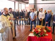 SVEŠTENIK OSTAO ZATEČEN ZBOG ZVEZDINOG STATUTA! „Ovo retko gde piše!“ Zvezda proslavila slavu djurdjevdan svestenik ostao zatecen sta pise.jpg
