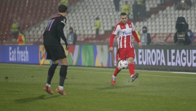 NIJE-ISTI-KRITERIJUM-ZA-SVE-Elsnik-prokomentarisao-crveni-karton-za.jpg NIJE ISTI KRITERIJUM ZA SVE Elsnik prokomentarisao crveni karton za.jpg