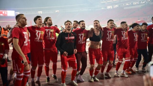 Zvezda sahranila Partizan dan posle vecitog derbija Pregazila ga na.jpg