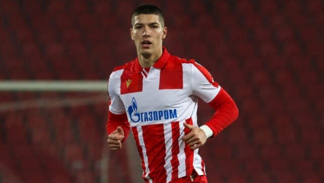 ZVEZDA-IMA-BLAGO-U-SVOJIM-REDOVIMA-Fudbaler-crveno-belih-broj-jedan.jpg ZVEZDA IMA BLAGO U SVOJIM REDOVIMA Fudbaler crveno belih broj jedan.jpg