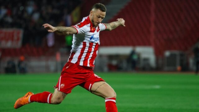 OGLASIO-SE-MARKO-ARNAUTOVIC-Napadac-Zvezde-poslao-ohrabrujucu-poruku.jpg OGLASIO SE MARKO ARNAUTOVIC Napadac Zvezde poslao ohrabrujucu poruku.jpg