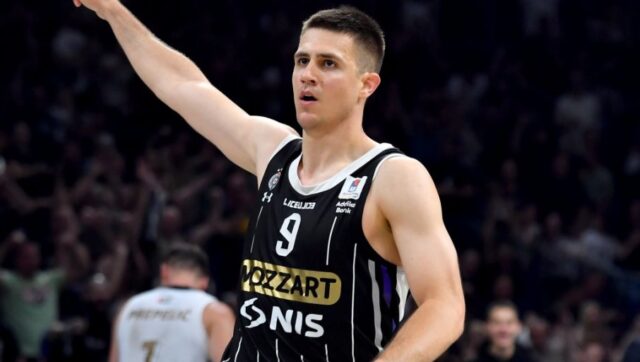 VANJA-MARINKOVIC-IZASAO-PRED-NAVIJACE-Kapiten-Partizana-se-oglasio-o.jpg VANJA MARINKOVIC IZASAO PRED NAVIJACE Kapiten Partizana se oglasio o.jpg