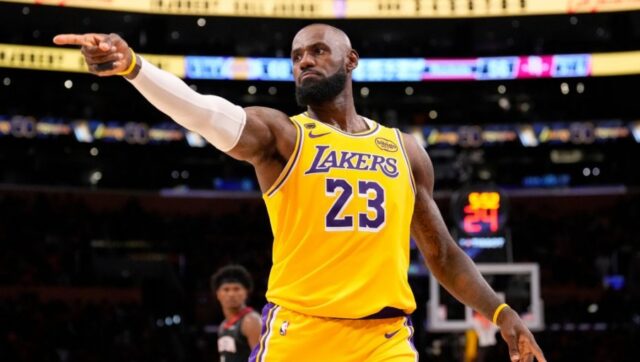 Lebron DZejms je gazda Los Andjelesa Lejkersi poveli protiv Hjustona.jpg