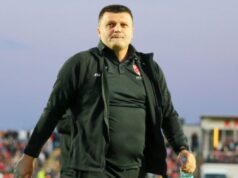 Feđa Dudić častio igrače posle spektakularne pobede na Karaburmi (FOTO) Fedja Dudic castio igrace posle spektakularne pobede na Karaburmi FOTO.jpg