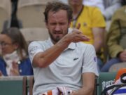 POMRAČENJE UMA: Danil Medvedev neočekivano izgubio, pa napravio haos (FOTO) Pomracenje uma danil medvedev neocekivano izgubio pa napravio haos foto.jpg