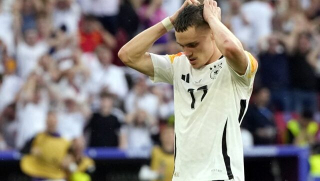 NEMACKA-TUGUJE-Preminula-legenda-Bundeslige-osvajac-Svetskog-prvenstva.jpg Nemacka tuguje preminula legenda bundeslige osvajac svetskog prvenstva.jpg