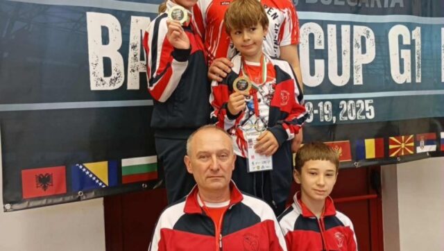 Tri zlata u bugarskoj uspeh tekvondo majstora zrenjanina na balkanskom.jpg