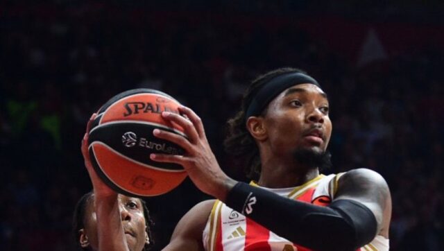 PRENOS-HAPOEL-TEL-AVIV-CRVENA-ZVEZDA-Crveno-beli-protiv-prvoplasiranog.jpg PRENOS HAPOEL TEL AVIV CRVENA ZVEZDA Crveno beli protiv prvoplasiranog.jpg