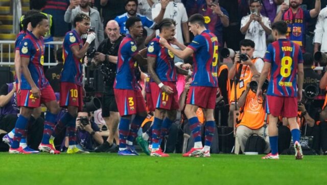 Svet-video-spektakl-Barselona-pobedila-Real-Madrid-i-osvojila-Superkup.jpg Svet video spektakl Barselona pobedila Real Madrid i osvojila Superkup.jpg