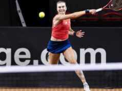 Srpsko-hrvatska posla! Otac Srbin, majka Hrvatica, a ona svetska senzacija Srpsko hrvatska posla Otac Srbin majka Hrvatica a ona svetska senzacija.jpg