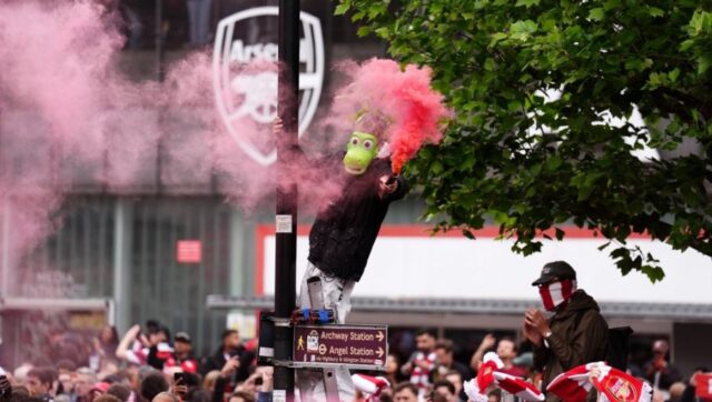 ARSENAL JE SAMPION ENGLESKE Mancester siti se okliznuo protiv Bornmuta.jpg