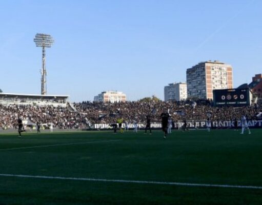 STIŽE POMOĆ ZA PARTIZAN: Država daje milione za rekonstrukciju stadiona, Zvezda se odrekla 600.000 evra STIZE POMOC ZA PARTIZAN Drzava daje milione za rekonstrukciju stadiona.jpg