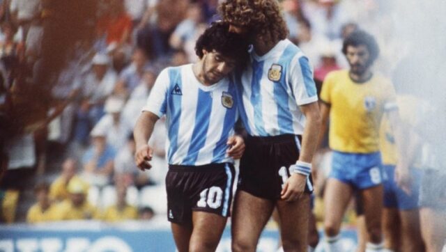 MUNDIJALSKI-VREMEPLOV-NA-DANASNJI-DAN-Propast-Engleza-Maradonin-crveni.jpg MUNDIJALSKI VREMEPLOV NA DANASNJI DAN Propast Engleza Maradonin crveni.jpg