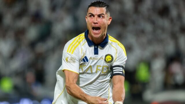 Ronaldo-trazi-dozivotnu-zabranu-za-navijace-koji-su-provocirali-Nevesa.jpg Ronaldo trazi dozivotnu zabranu za navijace koji su provocirali Nevesa.jpg