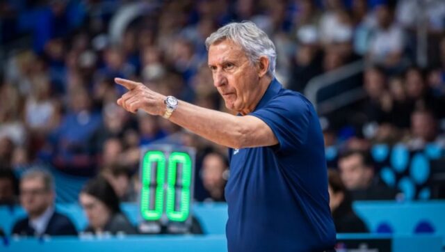 Nije ovo trenerska klinika svetislav pesic na burnoj konferenciji posle.jpg