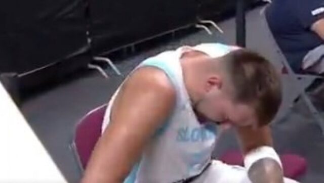 KATASTROFA-ZA-SLOVENIJU-Povredio-se-Luka-Doncic-sepajuci-napustio-teren.jpg Katastrofa za sloveniju povredio se luka doncic sepajuci napustio teren.jpg