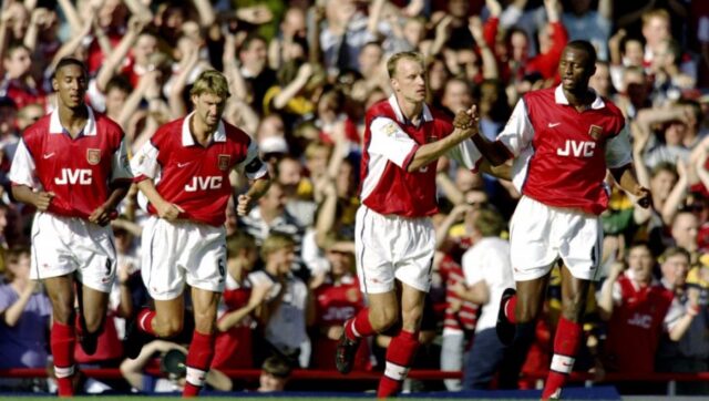 LEGENDA-ARSENALA-POSTALA-SELEKTOR-Slavno-ime-na-klupi-ucesnika-Svetskog.jpg LEGENDA ARSENALA POSTALA SELEKTOR Slavno ime na klupi ucesnika Svetskog.jpg