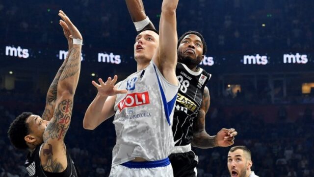 SRBIN-BLISTAO-U-POBEDI-BUDUCNOSTI-Nikola-Tanaskovic-vodio-Podgoricane-do.jpg SRBIN BLISTAO U POBEDI BUDUCNOSTI Nikola Tanaskovic vodio Podgoricane do.jpg