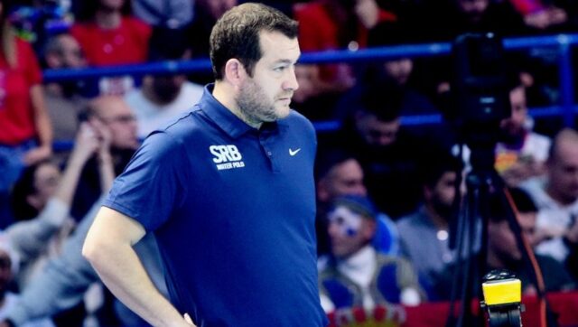 Radnicki u finalu Regionalne lige Kragujevcani za trofej protiv Primorca.jpg