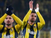 FENERBAHČE SLAVIO POSLE PREOKRETA: Žoze Murinjo gledao magiju Dušana Tadića (FOTO) Fenerbahce Slavio Posle Preokreta Zoze Murinjo Gledao Magiju Dusana Tadica.jpg