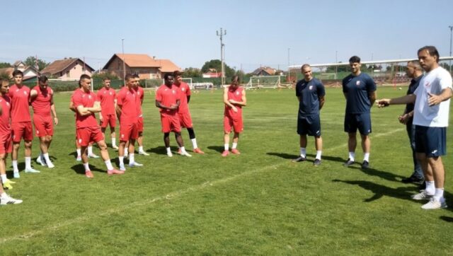 Ponovo primili gol u poslednjim sekundama miroslav tanjga trener vojvodine.jpg
