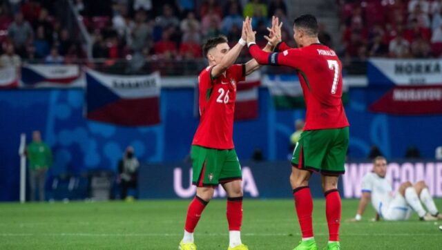 JUVEVNTUS-ZAVRSIO-PORTUGALCA-Stara-dama-dovela-doskorasnjeg-fudbalera-Porta.jpg Juvevntus zavrsio portugalca stara dama dovela doskorasnjeg fudbalera porta.jpg