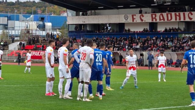 Vojvodini-prijala-pauza-Novosadjani-protutnjali-kroz-Nis-i-razbili-Radnicki.jpg Vojvodini prijala pauza Novosadjani protutnjali kroz Nis i razbili Radnicki.jpg