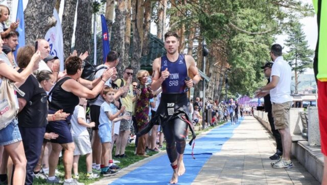 TRIATLONCI-OSVAJAJU-ZLATIBOR-Prvenstvo-Srbije-u-sprint-distanci-na-Kraljevom.jpg Triatlonci osvajaju zlatibor prvenstvo srbije u sprint distanci na kraljevom.jpg