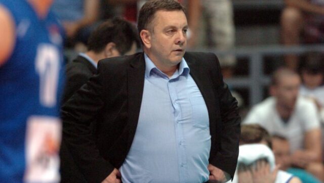 SUMADINCI NEMOCNI Odbojkasi Radnickog u prvom mecu treceg kola kvalifikacija.jpg