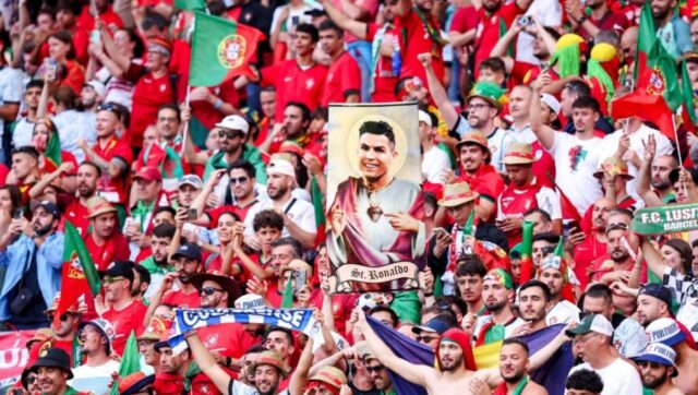 EGZODUS SA DRUSTVENIH MREZA Stotine hiljada navijaca okrecu ledja Portugaliji.jpg