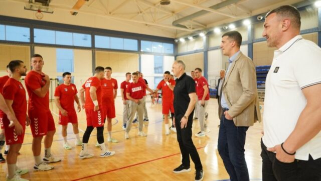 Drzava ostaje pouzdan oslonac svim nasim reprezentacijama ministar zoran gajic.jpg