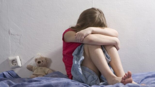 SKANDAL-Svetski-prvak-optuzen-za-pedofiliju-Zlostavljao-desetogodisnju-decu-oba.jpg Skandal svetski prvak optuzen za pedofiliju zlostavljao desetogodisnju decu oba.jpg