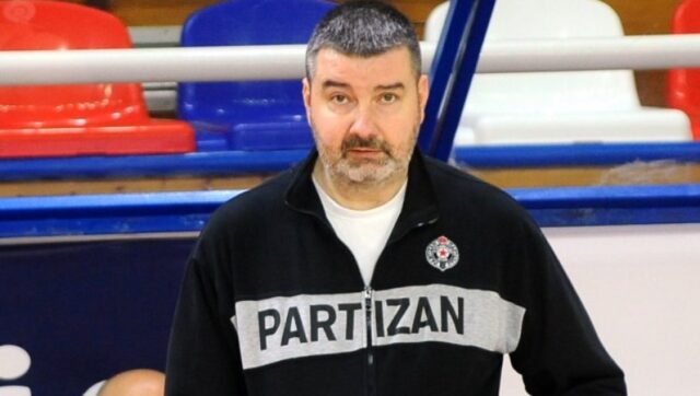 VRATIO-SE-KUCI-Aleksandar-Bucan-novi-koordinator-mladjih-kategorija-kosarkaskog.jpg Vratio se kuci aleksandar bucan novi koordinator mladjih kategorija kosarkaskog.jpg