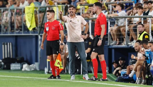 VELJKO-PAUNOVIC-U-VREMENSKOJ-NEPOGODI-Neprijatna-desavanja-za-srpskog-strucnjaka.jpg Veljko paunovic u vremenskoj nepogodi neprijatna desavanja za srpskog strucnjaka.jpg