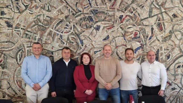 NOVA-SARADNJA-Potpisan-ugovor-o-poslovno-tehnickoj-saradnji-cetiri-sportska-saveza.jpg NOVA SARADNJA Potpisan ugovor o poslovno tehnickoj saradnji cetiri sportska saveza.jpg