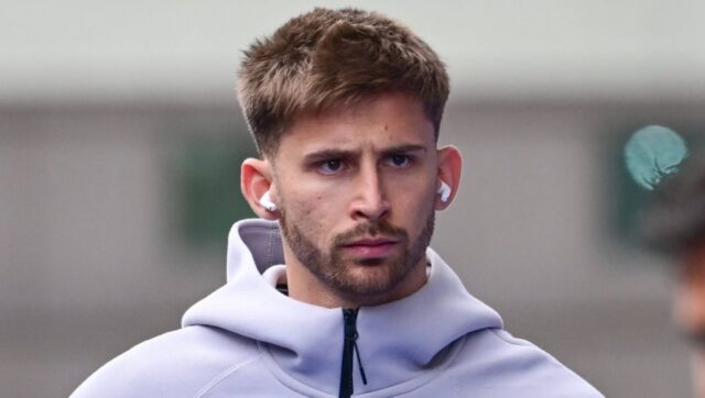 Vikario-prelazi-u-Juventus.jpg Vikario prelazi u Juventus.jpg